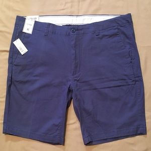 2/$30 NWT Men's Shorts - Size 40